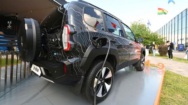 Je smutné, když to musí být Lada, kdo lidem rozumně vysvětluje, proč elektromobily nemají v Evropě perspektivu