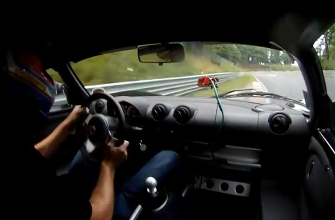 Lotus Exige S: 7:53 na Nordschleife i s neumětelským řazením (video)