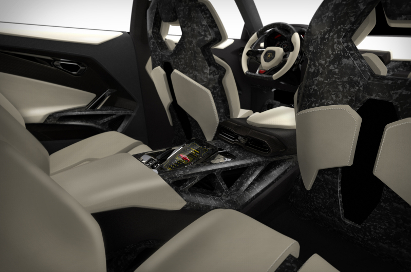 Lamborghini_Urus_unik_08_800_600.jpg