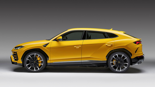 Všimli jste si, kde má Lamborghini Urus víčko palivové nádrže?