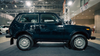 Původní Lada Niva se začala prodávat v Japonsku, dostala nové, pro Čechy legrační jméno