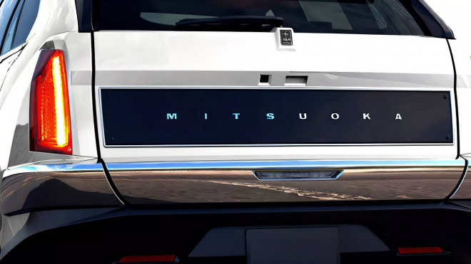 Smáli se mu jako jednomu z nejošklivějších aut posledních let, teď se po šestinásobném zvýšení výroby znovu vrací do prodeje