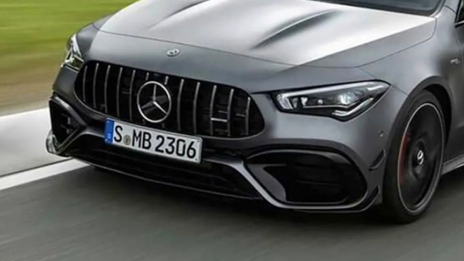 Mercedesu unikly fotky hned dvou novinek s nejsilnějším sériovým motorem historie