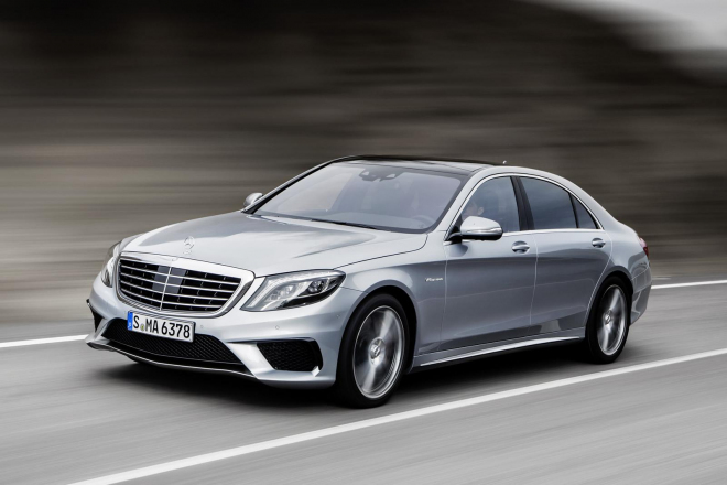 Mercedes konečně začne nabízet head-up displej jako příplatkovou výbavu