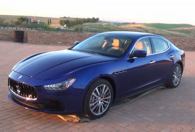 Maserati Ghibli 2013: krása i zvuk nejnovějšího trojzubce na dvou videích