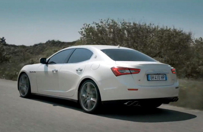 Nové Maserati Ghibli předvádí své kladné stránky na zatím jediném oficiálním videu