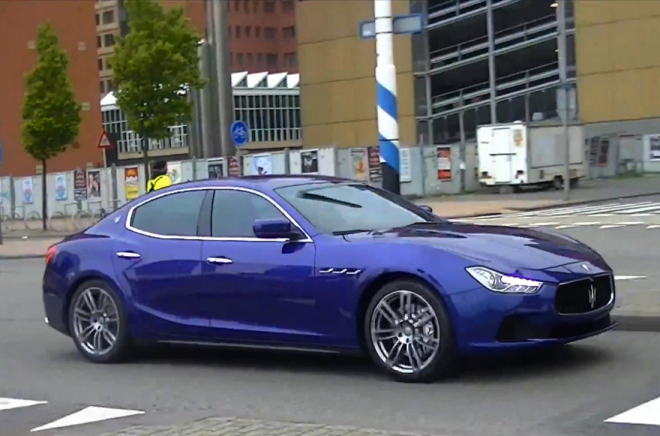 Maserati Ghibli 2013 poprvé natočeno na ulici, zní zajímavě (video)
