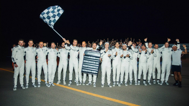 25 rekordů nešťastného elektrického konceptu Mercedesu je další směšně umělý nesmysl nedokazující vůbec nic