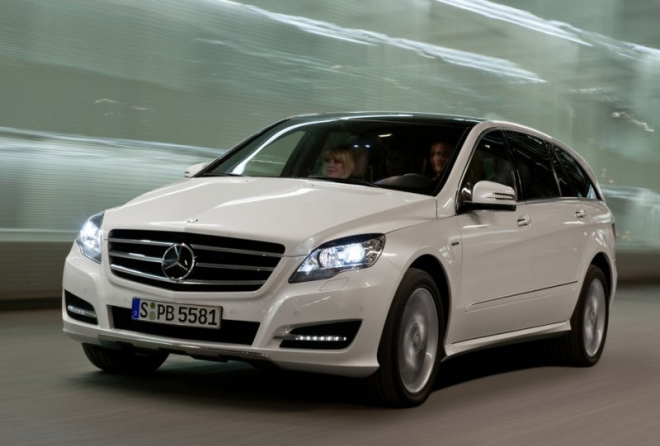 Mercedes-Benz R 2011: facelift pro atraktivější styl