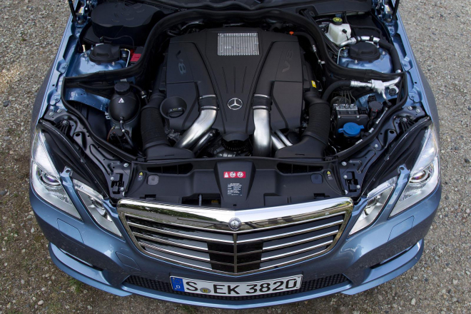 Mercedes E 350 a E 500 s novými motory v evropském střihu