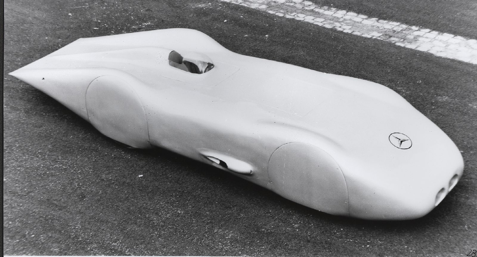 Mercedes W125 Rekordwagen V Roce 1938 Jezdil 433 Km H Ted Je Klenotem Muzea Mercedesu Autoforum Cz