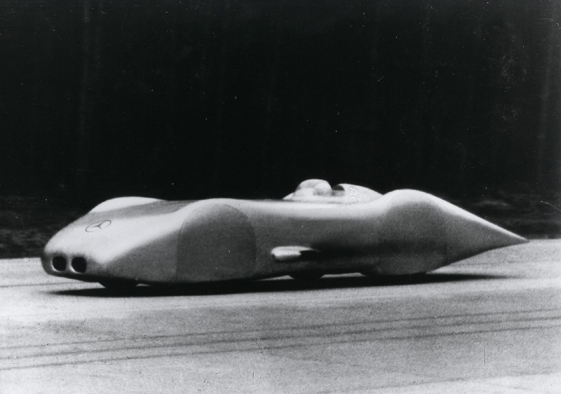 Mercedes W125 Rekordwagen V Roce 1938 Jezdil 433 Km H Ted Je Klenotem Muzea Mercedesu Autoforum Cz