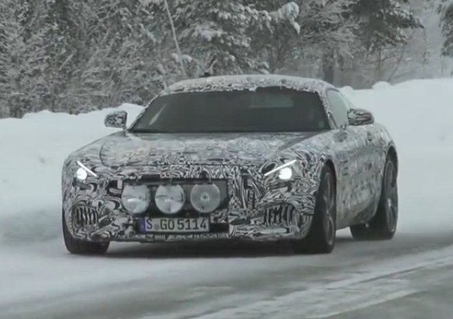 Mercedes AMG GT: prototyp se ukázal na videu, o racčí křídla přišel, o motor V8 nikoli