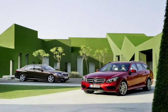 Mercedes E 2015 dostal systém Comand Online, verze E 220 BlueTec pohon 4x4