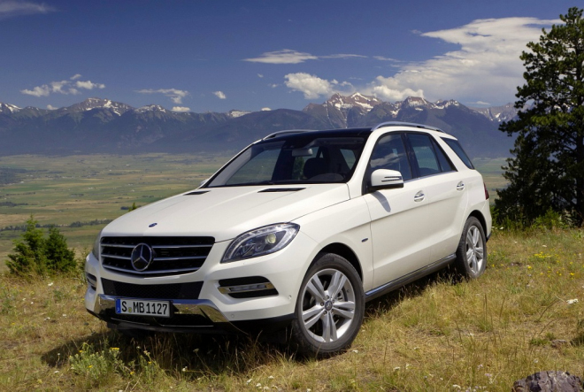 Mercedes ML 2012: 120 nových fotek velkého „medvěda”