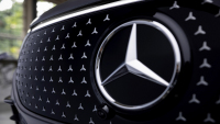Prodeje Mercedesu se dál propadají hrozivým tempem, zoufalému obratu vedení se nelze divit