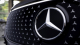 Prodeje Mercedesu se dál propadají hrozivým tempem, zoufalému obratu vedení se nelze divit