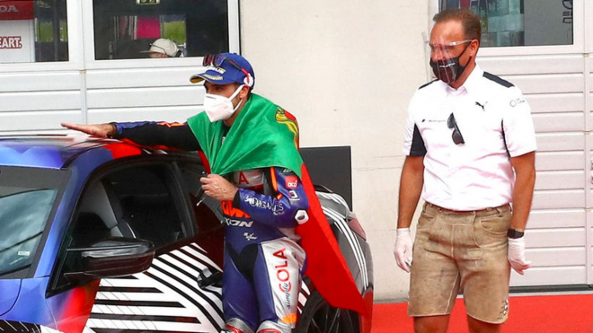 Vítěz posledního závodu MotoGP dostal jako bonus auto, které oficiálně neexistuje