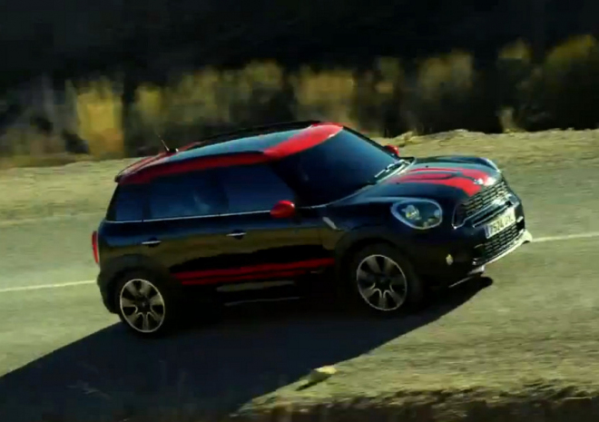 Mini Countryman JCW: máme čekat nečekané (video)