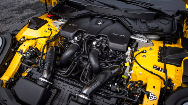 &bdquo;Lidé mají z elektromobilů špatné pocity,&rdquo; říká šéftechnik Maserati. To konečně pochopilo, kudy se ubírat