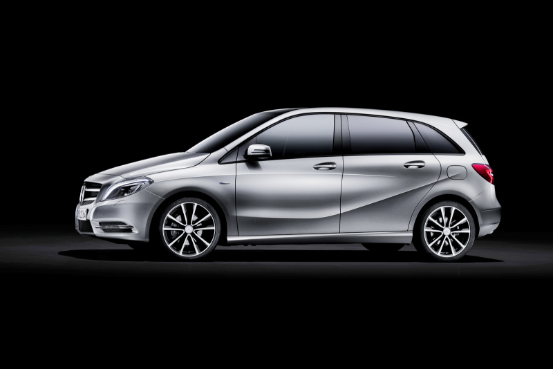 Novy Mercedes B Detailne Temna Strana Becka Autoforum Cz Novy Mercedes B Detailne Temna Strana Becka Autoforum Cz