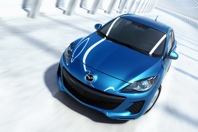 Mazda 3 2012: drobný facelift a motor i převodovka SkyActiv k tomu