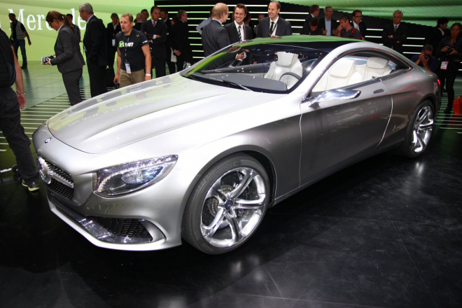 Mercedes S Coupe: nástupce CL je venku, se „stereo kamerami“ a osmiválcem