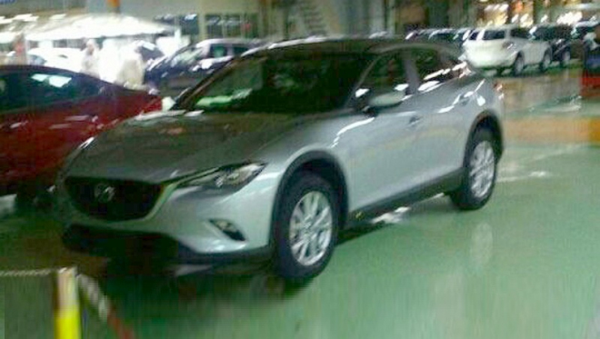 Mazda CX-4 nafocena bez špetky maskování, toto je japonská X4