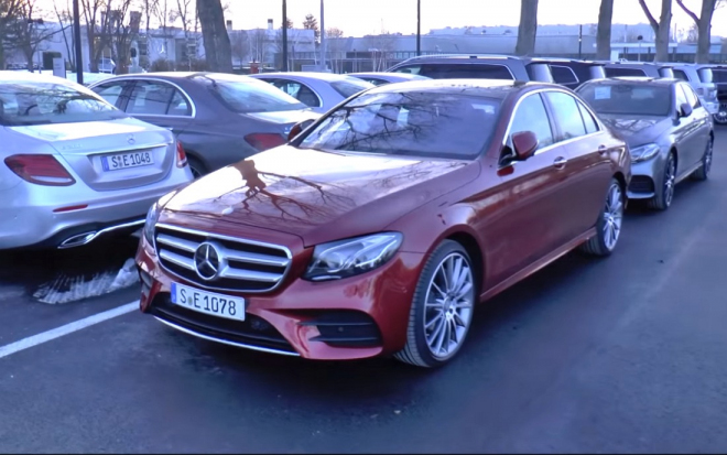 Nové Mercedesy E, SLC a GLS natočeny pod širým nebem, ve spoustě provedení (videa)