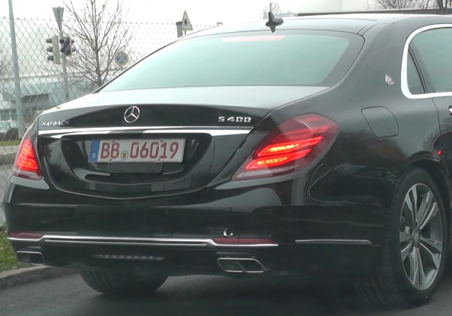 Mercedes-Maybach S 400: nejlevnější vrchol přistižen, dostane „jen” 333 koní (video)
