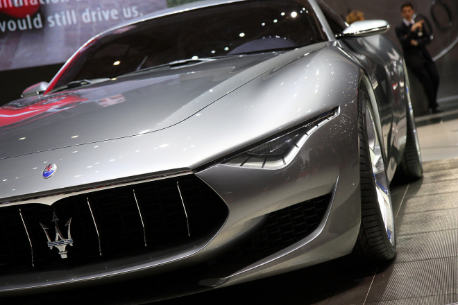 Maserati nechce být jako Porsche a BMW, vyrobí maximálně 75 tisíc aut za rok