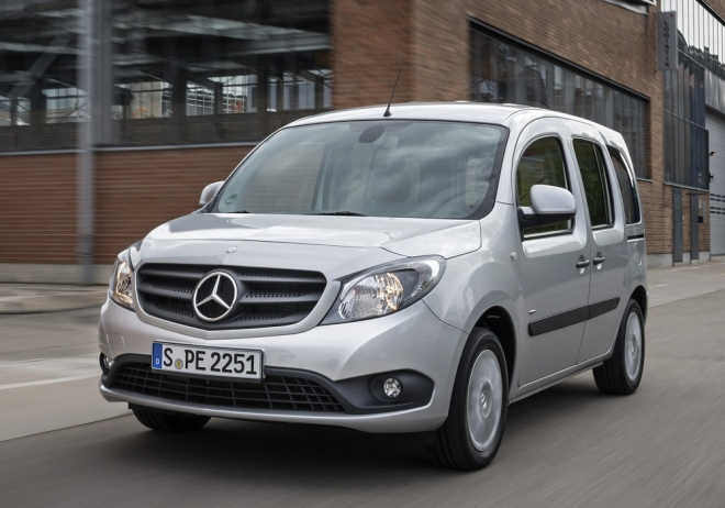 Mercedes Citan 112/111 CDI a Crewbus: autobus MacGyvera vybral sklad Renaultu