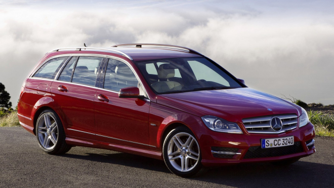 Němci vyzkoušeli ojetý Mercedes C s 406 tisíci najetými km, stav auta po takovém zápřahu je dostal do kolen
