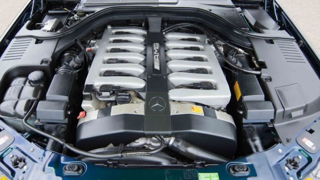 K mání je vzácné auto z garáže sultána Bruneje, s obřím motorem měla vzniknout jen dvě