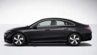 Nový Mercedes CLA působí v základu až ostudně lacině, i když stojí o statisíce víc. Uvnitř přišel o třetinu displejů