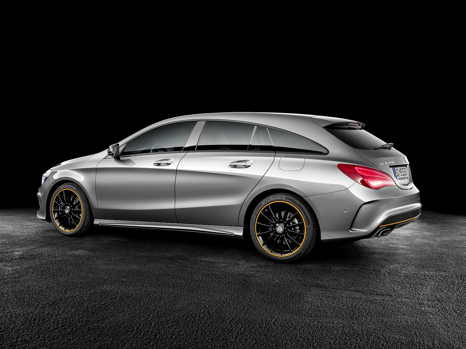 Mercedes Cla Shooting Brake Stylove Kombi Je Venku Vcetne Verze Amg Autoforum Cz Mercedes Cla Shooting Brake Stylove Kombi Je Venku Vcetne Verze Amg Autoforum Cz