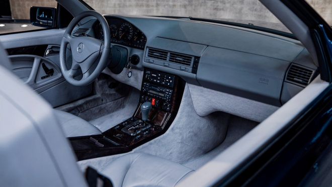 Jeden z největších „držáků“ mezi sporťáky stvořil Mercedes, dnes ho ojetý koupíte levněji než Fabii