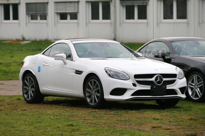 Mercedes SLC 2016: facelift SLK nafocen bez maskování, liší se hlavně názvem