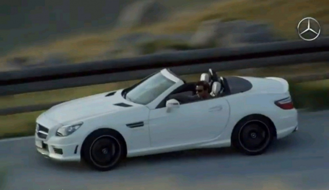 Mercedes SLK 55 AMG 2012 poprvé v akci (video)