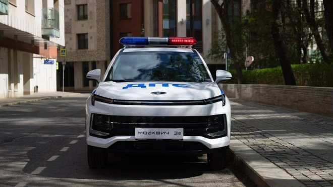 Propadáku od Moskviče tahá trn z paty stát, nechtěnou novinku přidělí policii