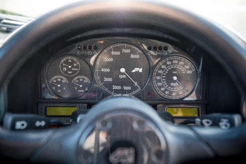 MCLAREN f1 мистера Бина