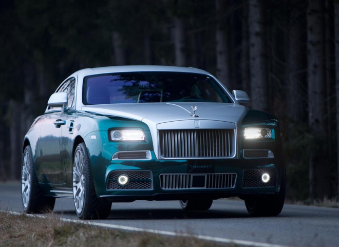Rolls Royce Wraith Mansory dostal 740 koní, modrozelený lak a střešní spoiler