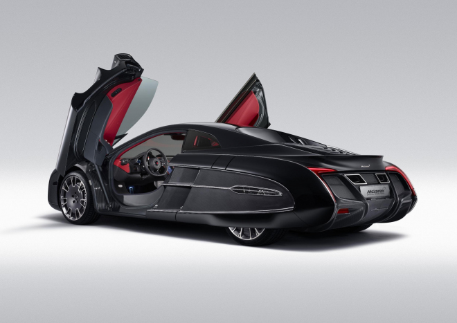McLaren X-1: šílenost pro sraz Batmana s Draculou