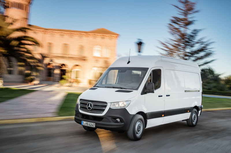 Mercedes Ukazal Novy Sprinter Ma Byt Nejkomfortnejsi Na Trhu Jako Jediny Ma V6 Autoforum Cz