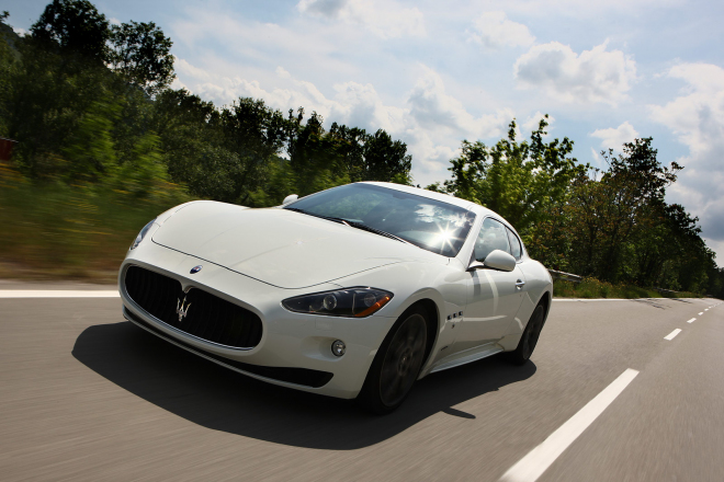 Maserati GranTurismo S Automatic Sport Pack: rychlejší převodovka, hlučnější výfuk