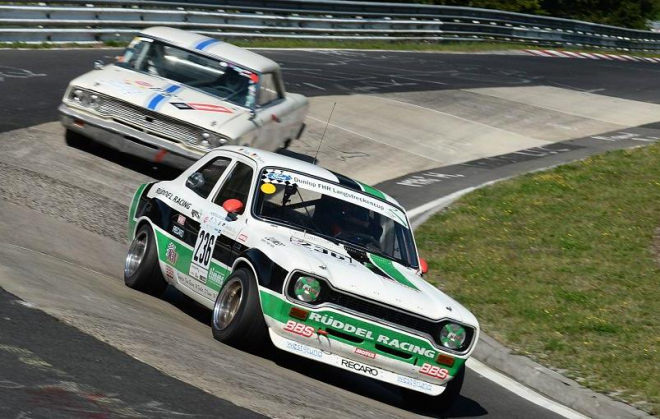 Ford Escort RS1600 a celé kolo na Ringu je devět minut krásné podívané (video)