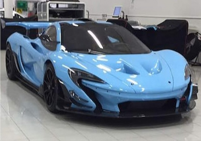 Jak přestavit McLaren P1 GTR na silniční verzi? Změn není tolik, část je „na oko”