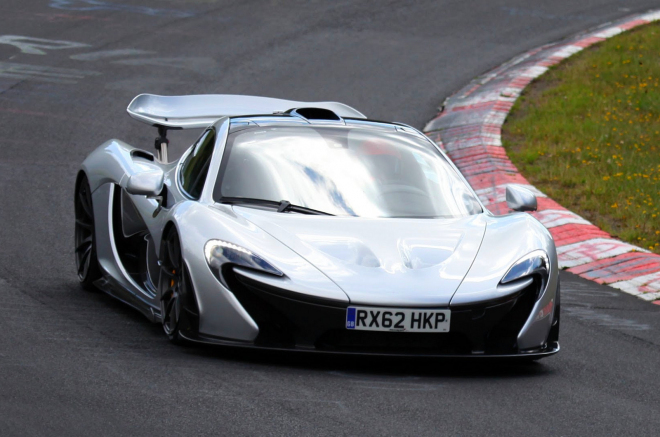 McLaren je zpátky na Nordschleife, chce rekord Porsche 918 Spyder