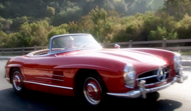 Mercedes SL: šest dekád historie v pěti minutách (video)