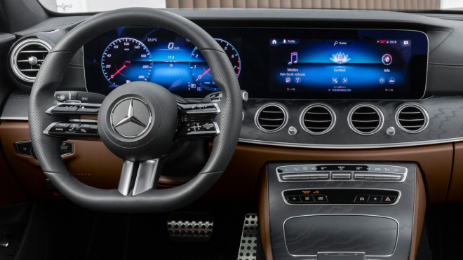 Mercedes ukázal nové řešení volantu svých aut, jeho největší novinky nejsou vidět